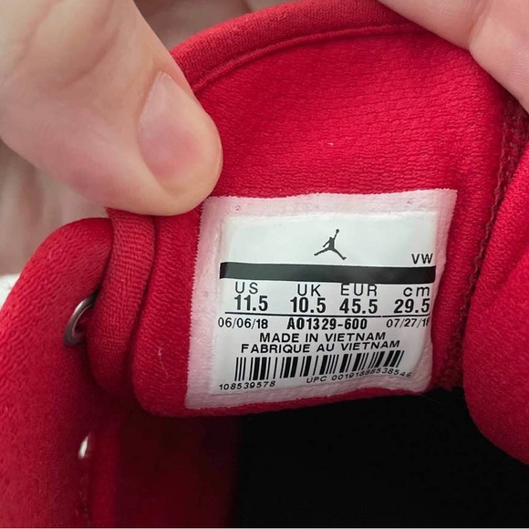 Men’s Jordan Fadeaway “Gym Red” size 11.5 - Picture 3 of 5